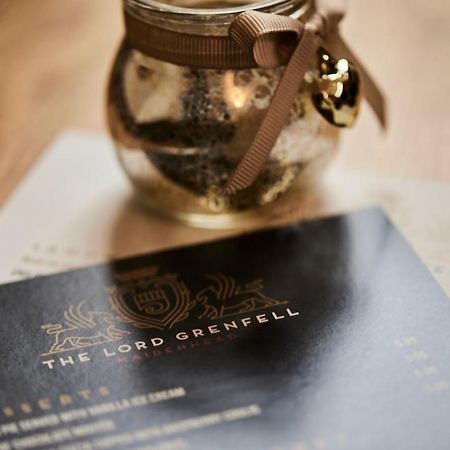 The Lord Grenfell Panzió Maidenhead Kültér fotó Menu